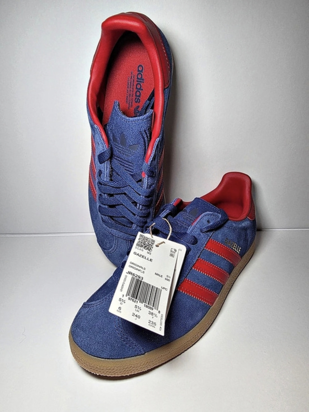 Adidas Gazelle JR6293 Victory Blue Red Gum Men’s 6 Women’s 7 New With Box
